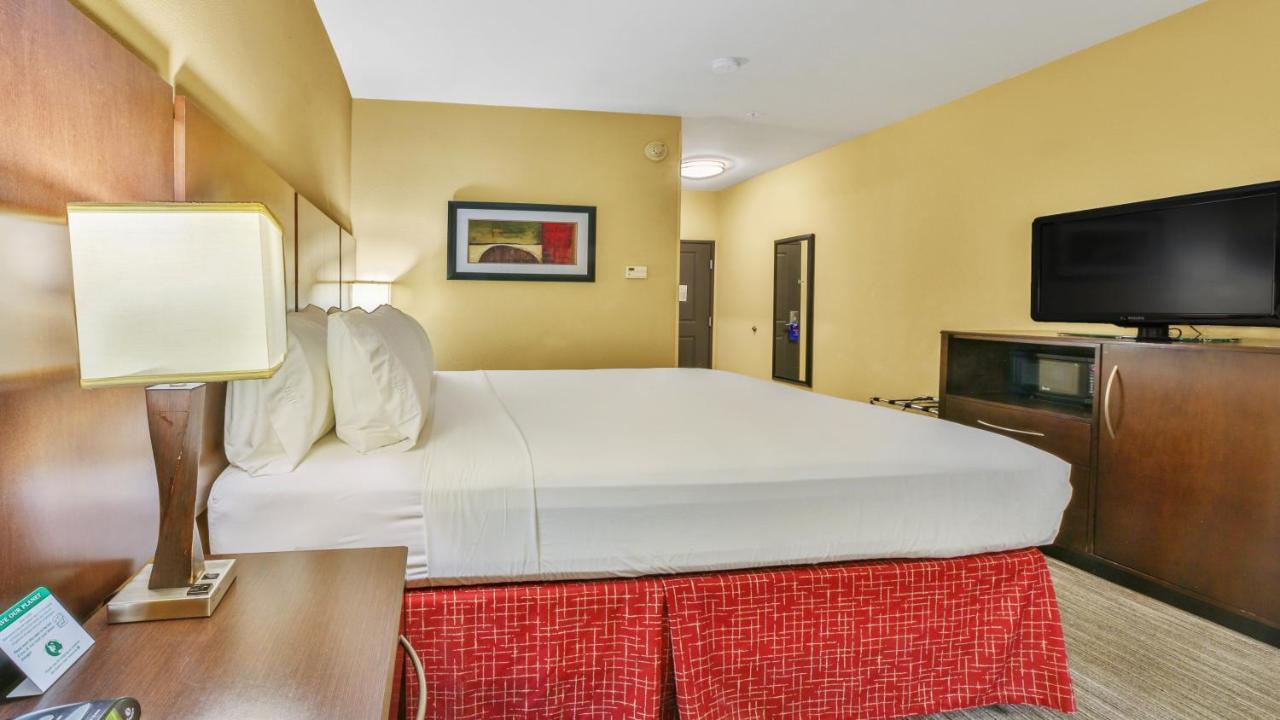 Holiday Inn Express & Suites Houston South - Near Pearland By Ihg Bagian luar foto