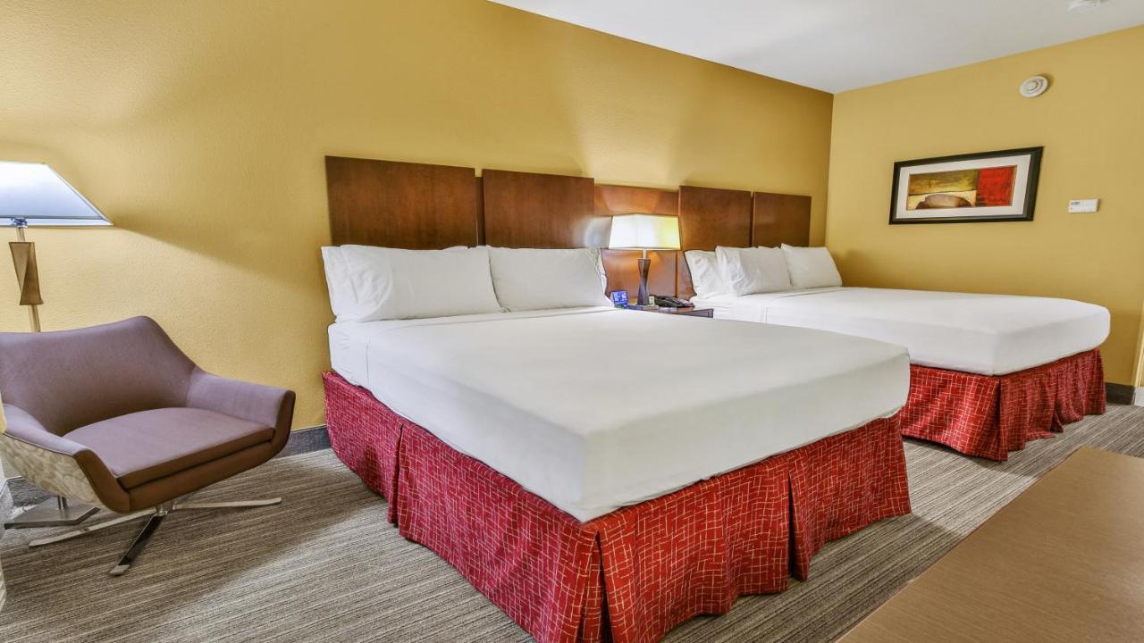 Holiday Inn Express & Suites Houston South - Near Pearland By Ihg Bagian luar foto