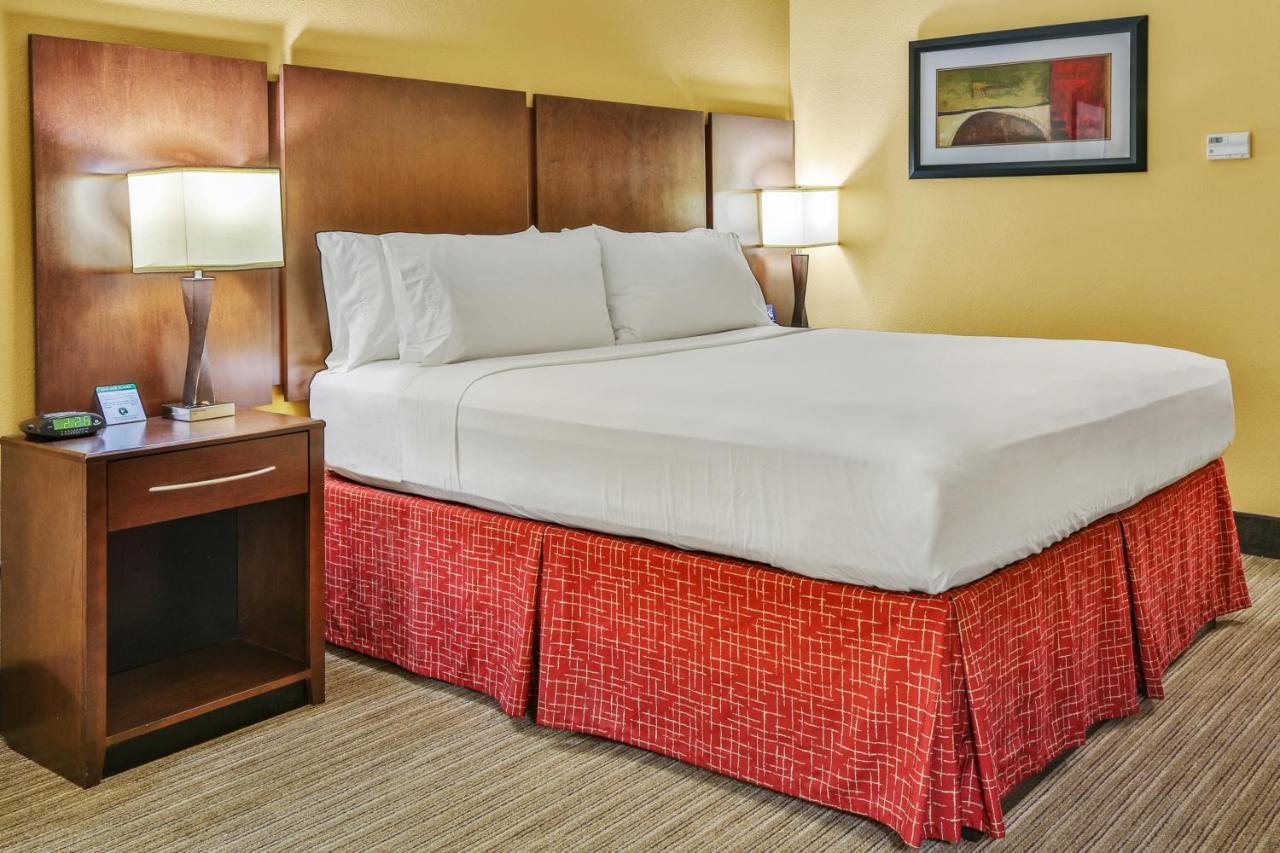 Holiday Inn Express & Suites Houston South - Near Pearland By Ihg Bagian luar foto