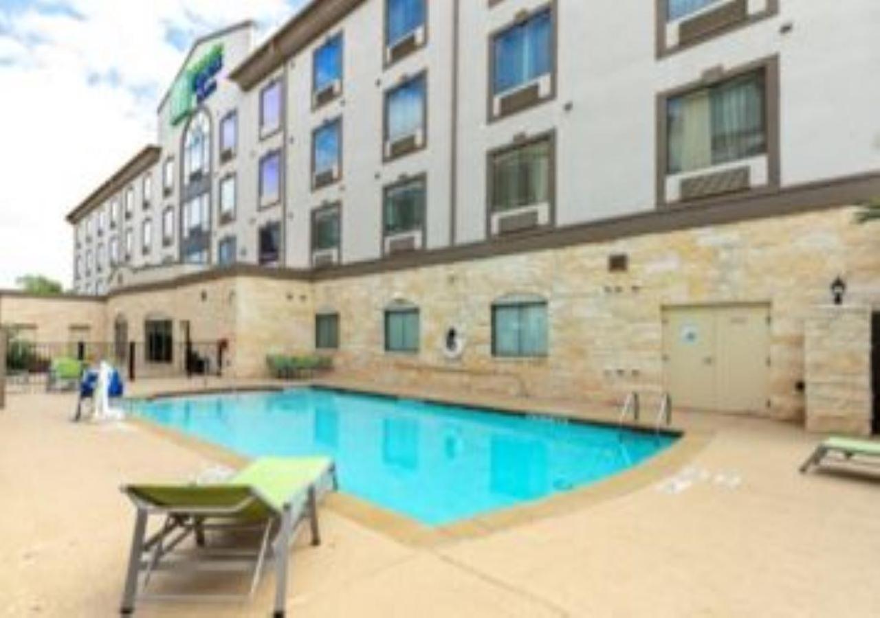 Holiday Inn Express & Suites Houston South - Near Pearland By Ihg Bagian luar foto