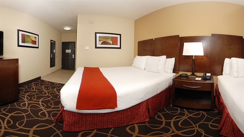 Holiday Inn Express & Suites Houston South - Near Pearland By Ihg Bagian luar foto