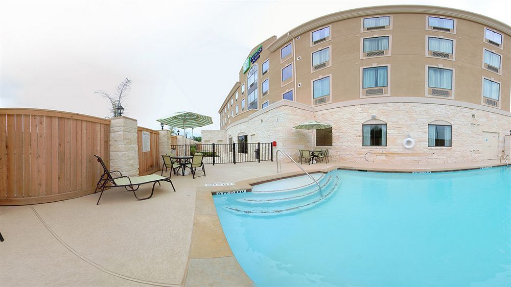 Holiday Inn Express & Suites Houston South - Near Pearland By Ihg Bagian luar foto