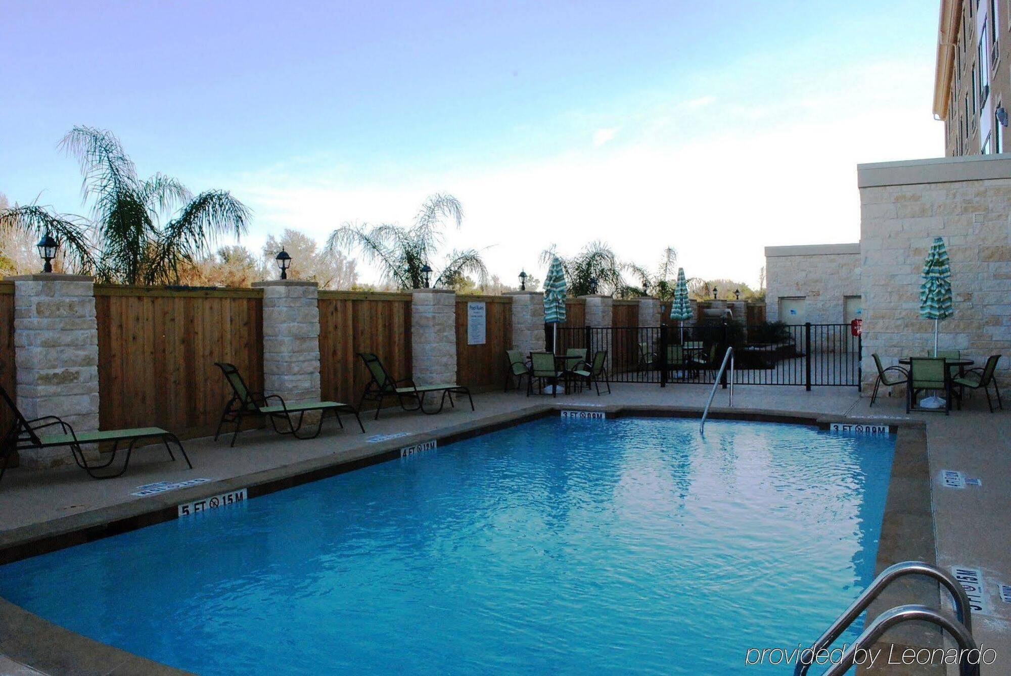 Holiday Inn Express & Suites Houston South - Near Pearland By Ihg Bagian luar foto